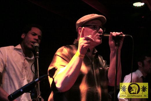 King Hammond (UK) with Bobby Sixkiller - Easter Ska Jam - Noels Ballroom, Leipzig 30. Maerz 2013 (14).JPG